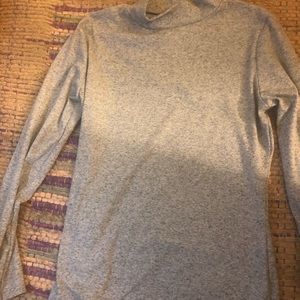 Final Sale❗️Boohoo Turtle Top